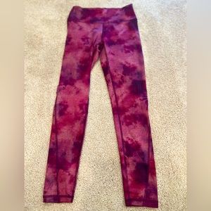 SMALL Fleo Patterned Apex Legging